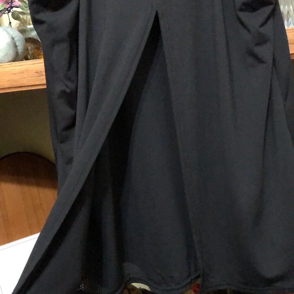 Adrienne Vittadini Sport Top - Picture 7 of 12